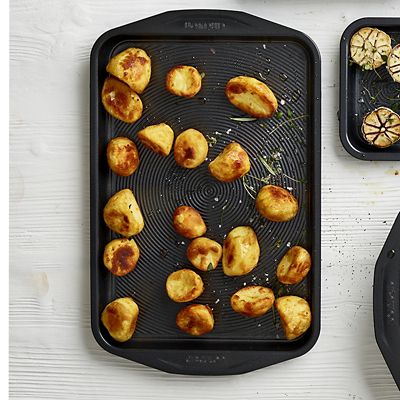 Circulon Ultimum Large Oven Tray - (Image 2)