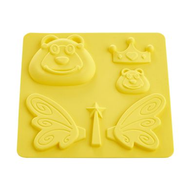 Lakeland Silicone Caterpillar Mould Set to Decorate Caterpillar Cakes - (Image 3)