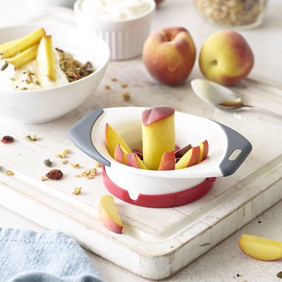 Zyliss Easy Slice Peach Slicer and Corer image(2)