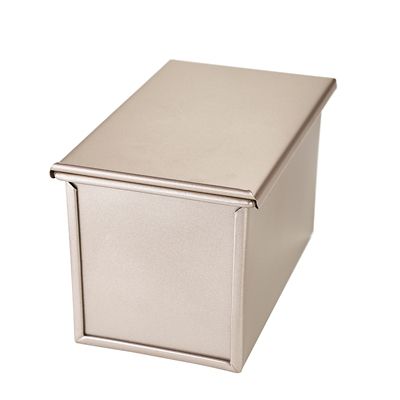 Lakeland Speciality Bakeware Pullman 1lb Loaf Tin with Slide-On Lid image(3)