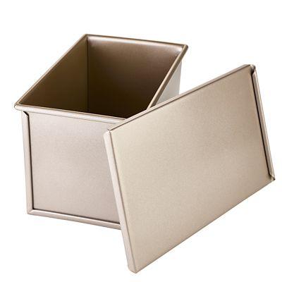 Lakeland Speciality Bakeware Pullman 1lb Loaf Tin with Slide-On Lid image(4)