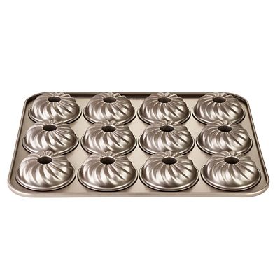 Lakeland Speciality Bakeware 12 Cup Swirl Ring Tin image(4)