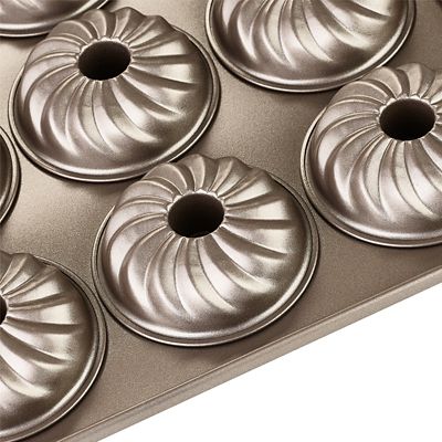 speciality cake pans