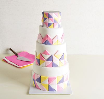 Lakeland 4-Tier Silicone Cake Pan Set For Tiered Cakes image(7)