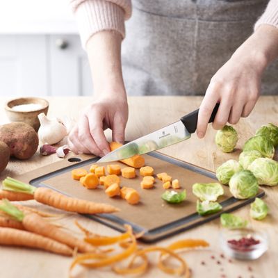 Victorinox Swiss Classic Fluted Santoku Knife 17cm Blade - (Image 2)