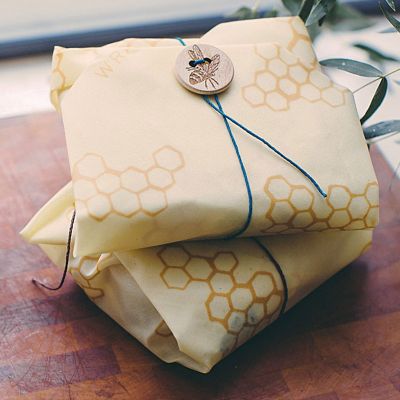 Bee’s Wrap Reusable Sandwich Wrap 33 x 33cm - (Image 2)
