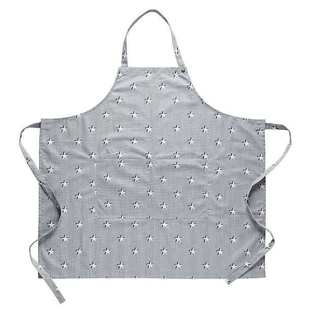 Mary Berry with Lakeland Star and Stripe Print Apron image(1)