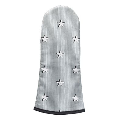 Mary Berry with Lakeland Star and Stripe Print Gauntlet Oven Glove image(2)