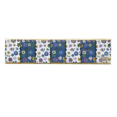 Pressed Flowers 7 Milk Chocolate Slims image(2)