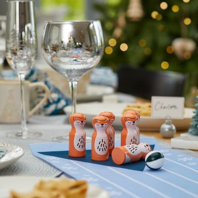 6 Lakeland Fox Bowling Crackers image(2)