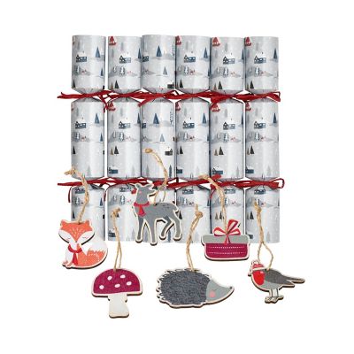 6 Woodland Wonder Decoration Crackers image(1)