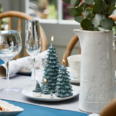 6 Mini Christmas Tree Candles image(2)