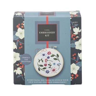 Lakeland Winter Florals Beginner’s Embroidery Kit image(2)