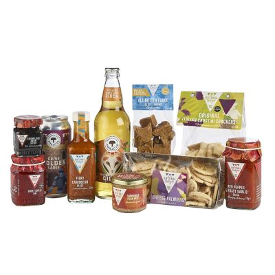 Cottage Delight Beer & Cider Snacking Hamper image(4)