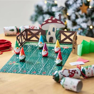 6 Lakeland Racing Gonk Christmas Crackers With Reusable Cracker Game image(2)