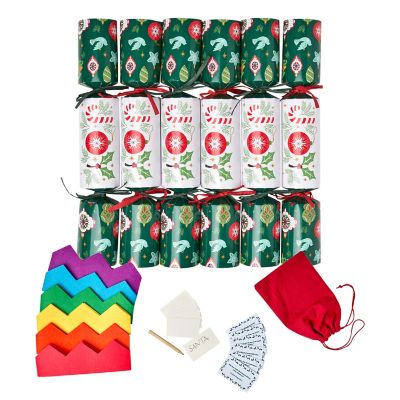 Lakeland Who Am I Christmas Crackers with Reusable Felt Hats image(1)