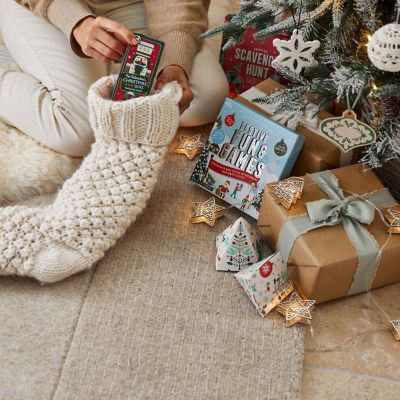 Nutcracker Christmas Quiz Card Game image(8)