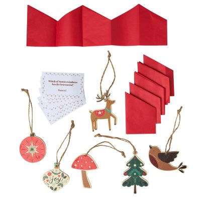 Lakeland Luxury Wooden Tree Decoration Christmas Crackers image(3)