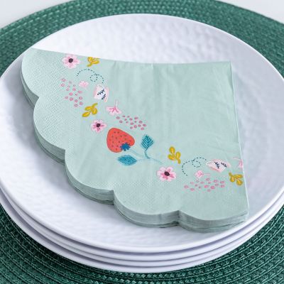 20 Lakeland Strawberry Patch Scalloped Napkins image(2)