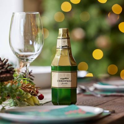 6 Lakeland Bottle Shaped Christmas Crackers image(2)