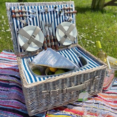 4 Person Wicker Picnic Basket image(2)