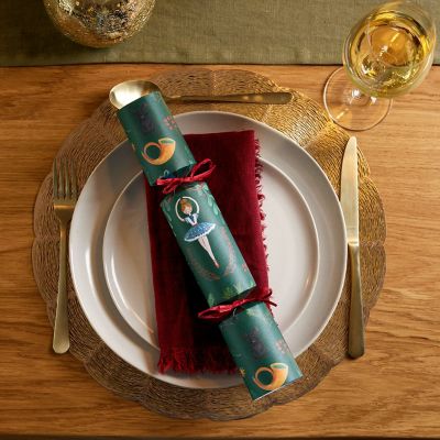 6 Lakeland Nutcracker Curling Game Crackers image(2)