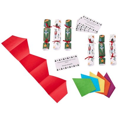 6 Lakeland Nutcracker Mini Crackers image(4)