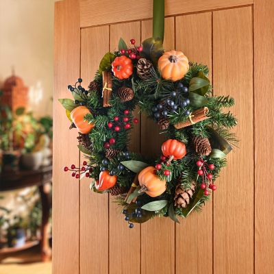 Lakeland Autumn/Christmas Interchangeable Wreath image(2)