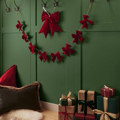 Lakeland Velvet Bow Garland – Red  image(4)