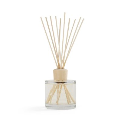 Wax Lyrical England Baking Days Reed Diffuser - 200ml image(3)